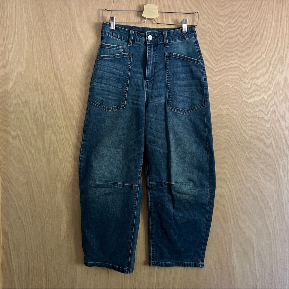 Women's Barrel Blue Jeans